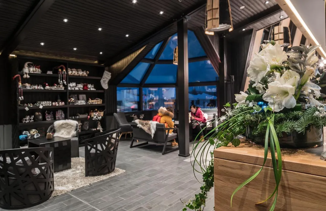 Santa'S Igloos Arctic Circle-1