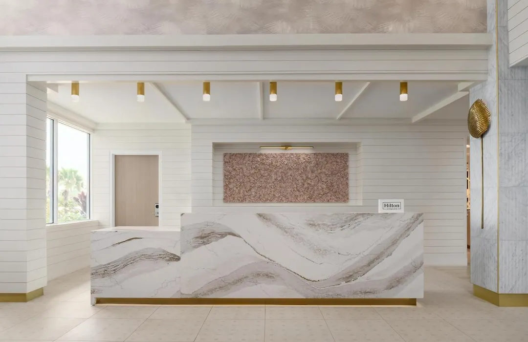 Doubletree Beach Resort By Hilton Tampa Bay - North Redington Beach-1