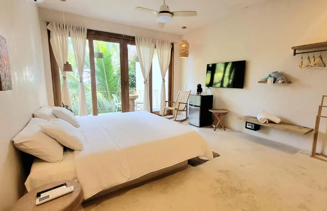 Yam Hotel-1