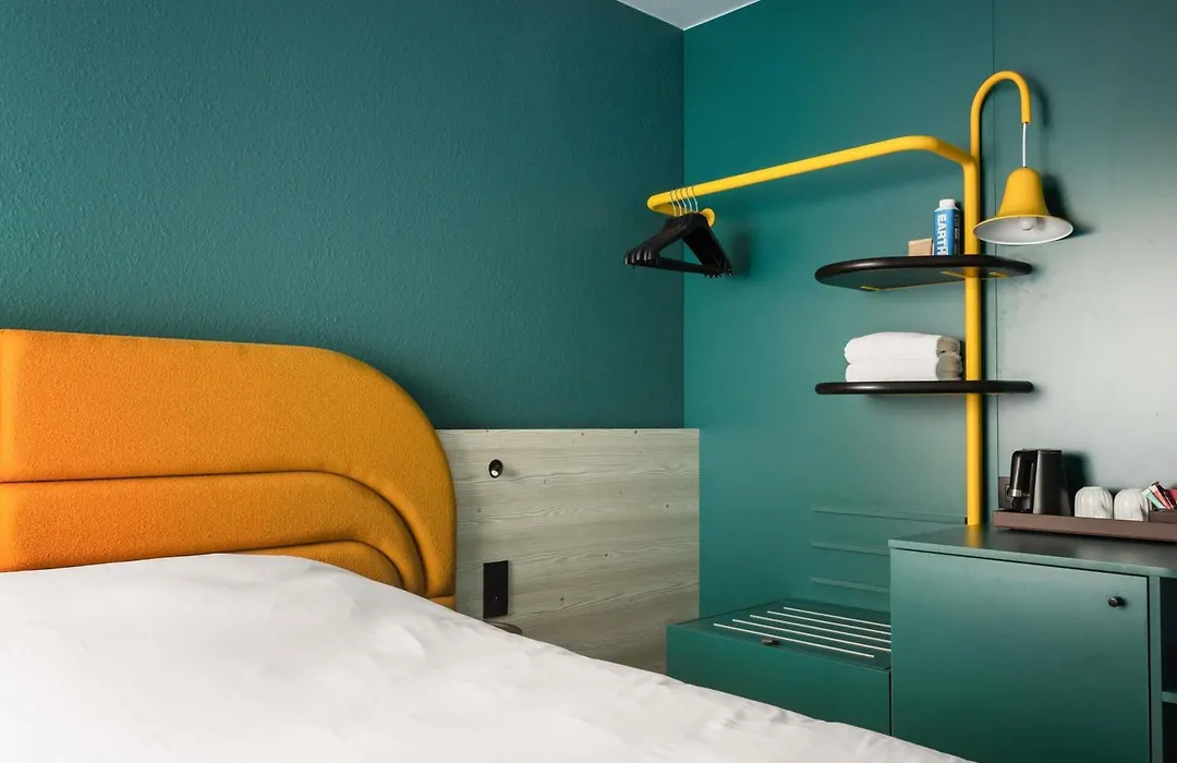 Ibis Styles Brugge Centrum-1