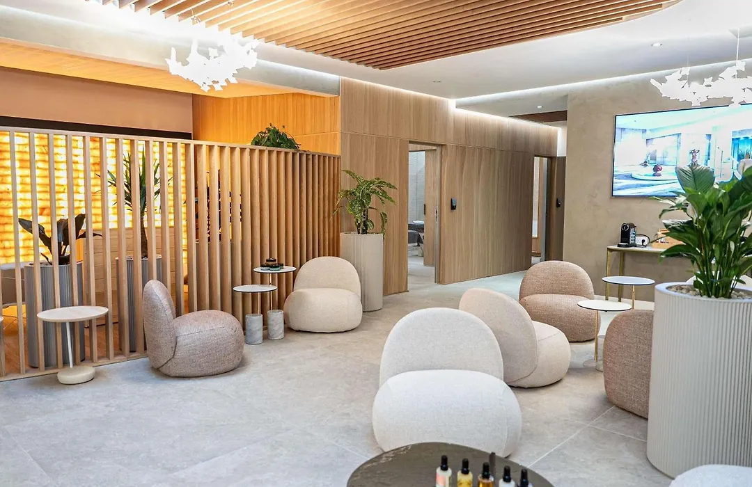 Novotel Avignon Centre-1