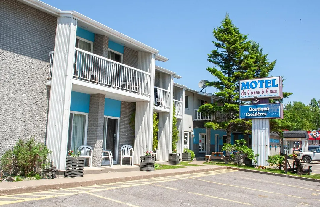 Motel De L'Anse A L'Eau-1