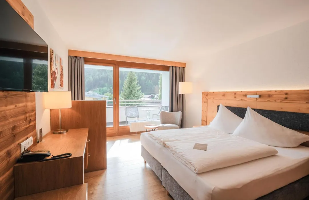 Hotel Traube-1