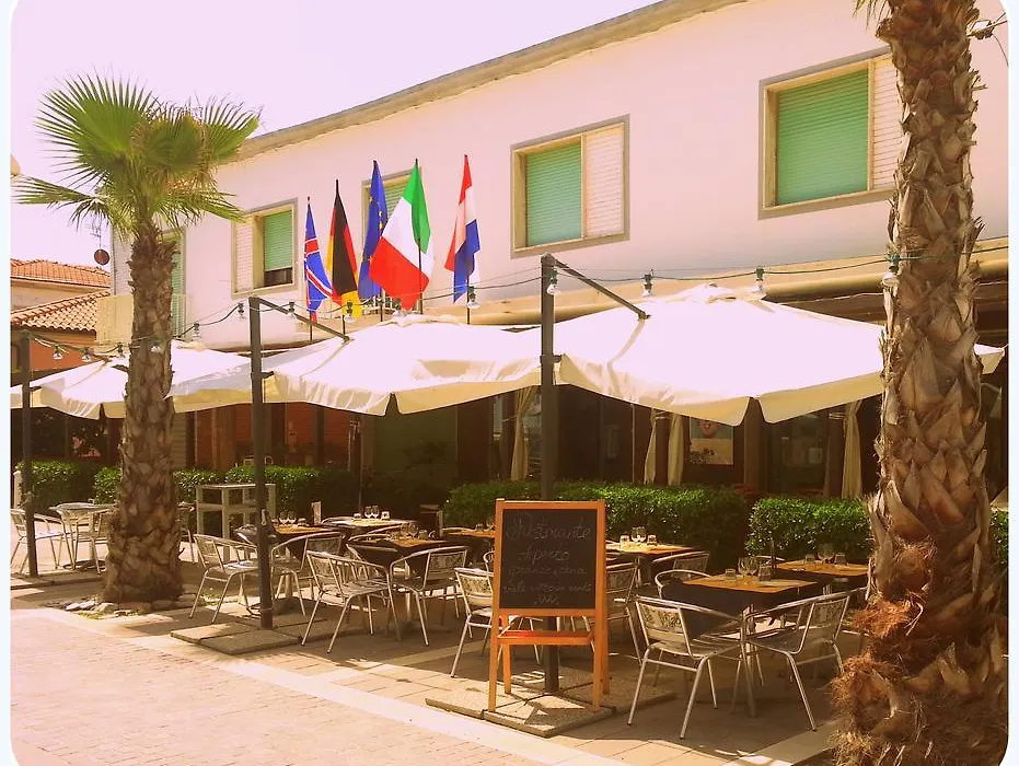 Hotel Aurora-1