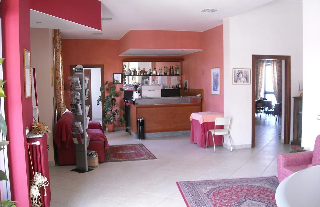 Hotel Caimo Bed-Breakfast-1