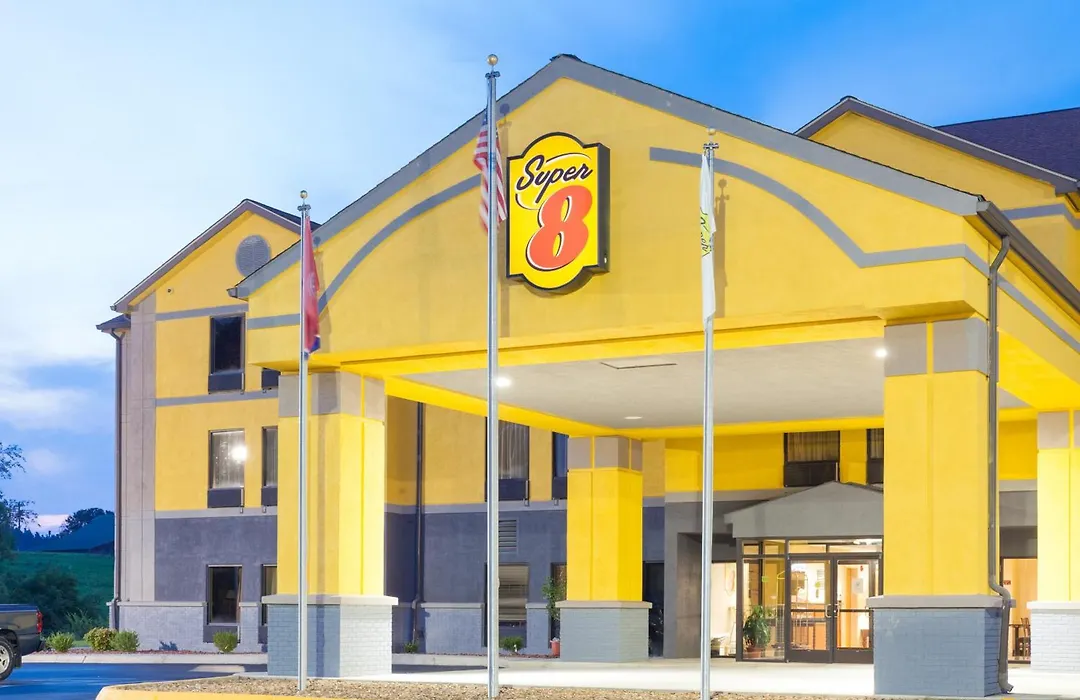 Super 8 By Wyndham Crossville Tn-1