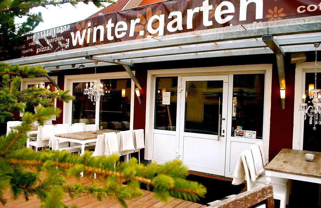 Hotel Wintergarten-1