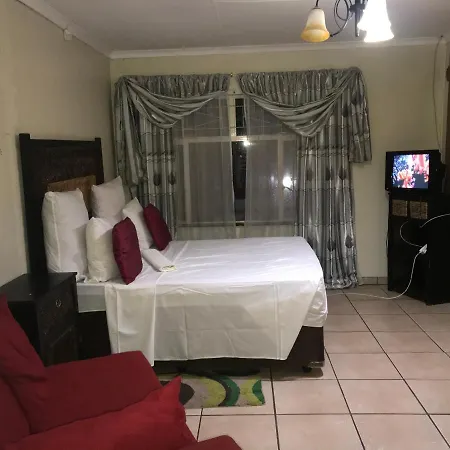 Kaste Guesthouse Secunda-2