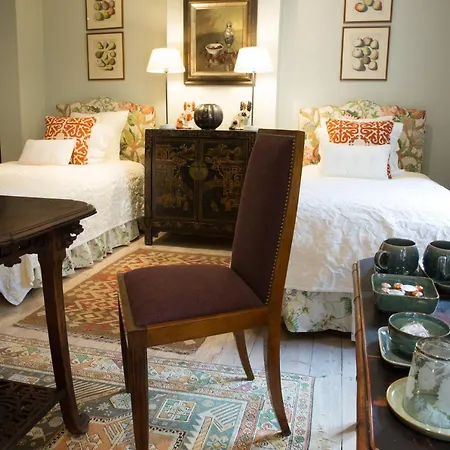 Two Rooms In Bruges-2