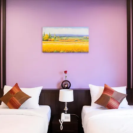 Tara Place Hotel Bangkok-2