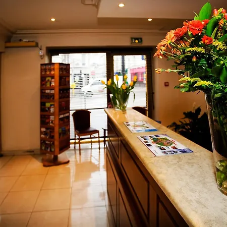 121 Paris Hotel-3