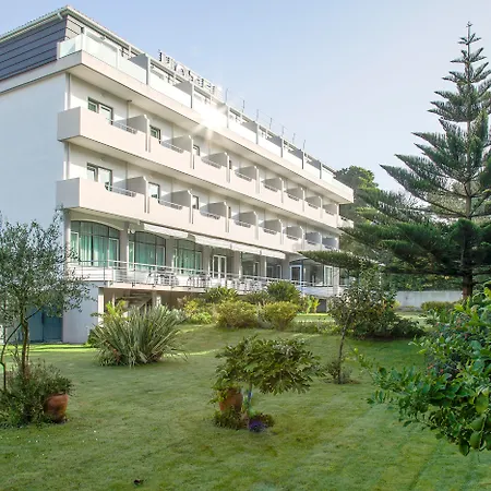 Varzinn Hotel-3