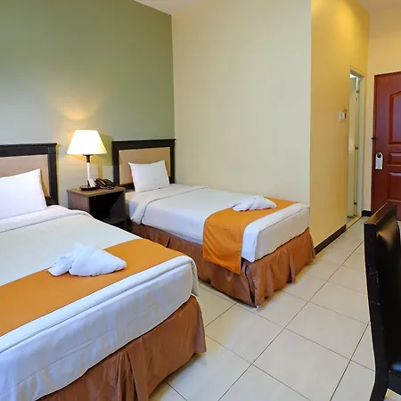 Oyo 187 The Maxwell Hotel-2