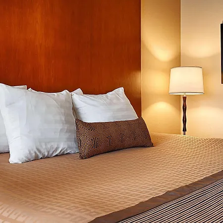 Best Western Plus Rose City Conference Inn-2