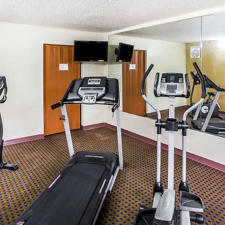 Econo Lodge Inn & Suites Carrollton-2