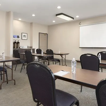 Country Inn & Suites By Radisson, Romeoville - Bolingbrook-3