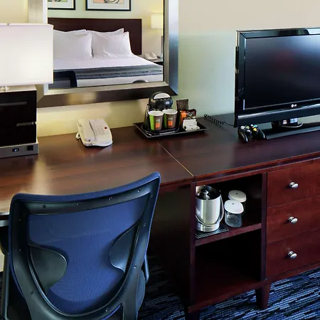 Doubletree By Hilton Norwalk-3