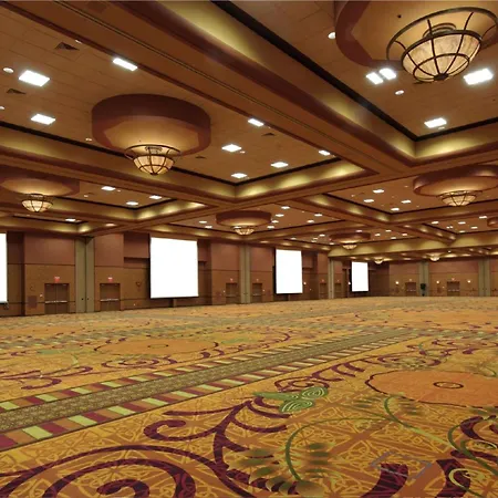 Embassy Suites Omaha- La Vista/ Hotel & Conference Center-2