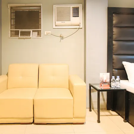 Reddoorz @ P Florentino Street Sampaloc Manila-3