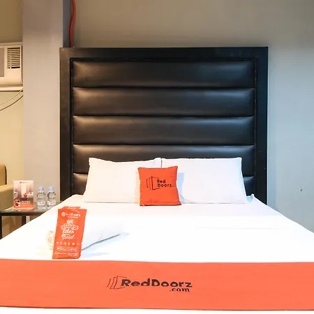 Reddoorz @ P Florentino Street Sampaloc Manila-2