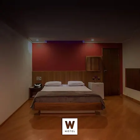 Wmotel-2