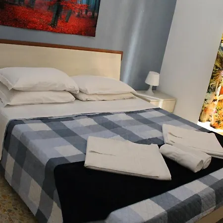 Roma paradise-3
