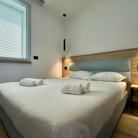 Bari Airport Rooms-2
