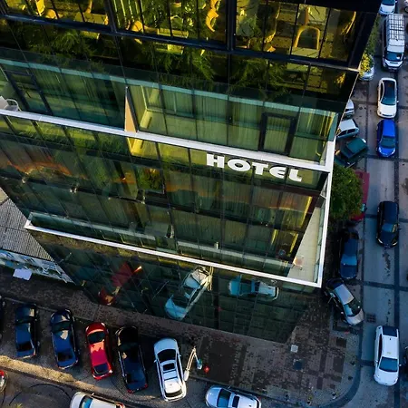 Hotel Green Glass-2