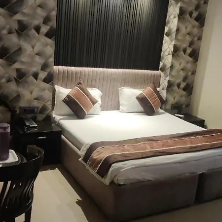 Hotel Perfect-2