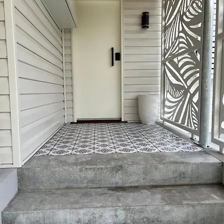 Downtown Byron Bay Guesthouse-3