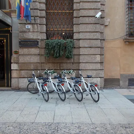 Hotel Accademia-2