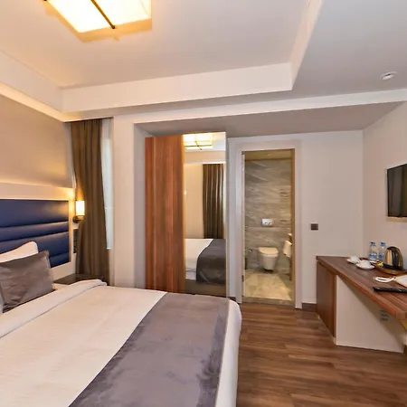 Golden Royal Hotel & Spa-3