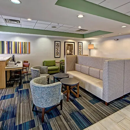 Holiday Inn Express & Suites Crossville By Ihg-3