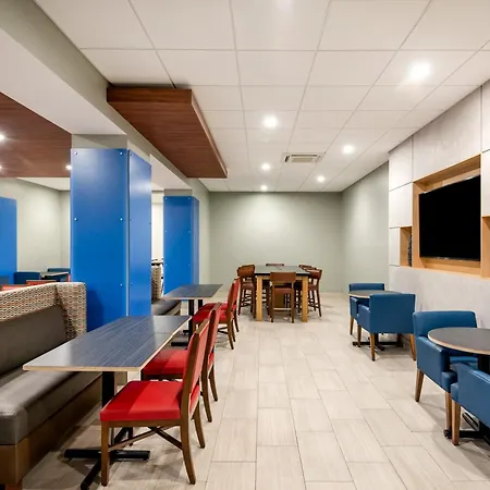 Holiday Inn Express & Suites Santa Ana - Orange County By Ihg-2