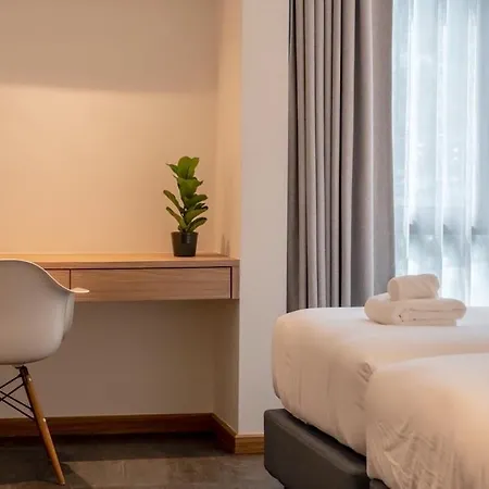 Zen Master Hotel-2