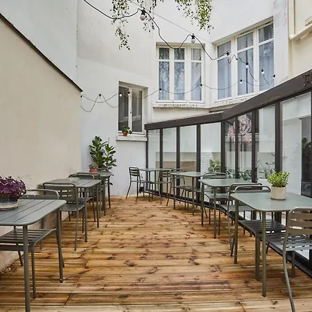 Hotel Beauquartier Montmartre-3