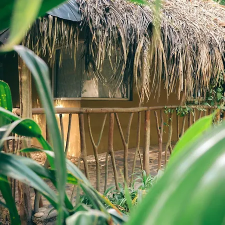 Junto Al Rio Bungalows & Suites-2
