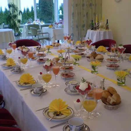 Hotel Christine-2