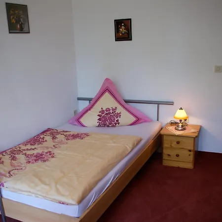 Hotel Pension Fernblick-2