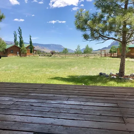 Yellowstone Cutthroat Guest Ranch-3