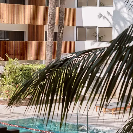 Las Gaviotas Suites Hotel & Spa-3