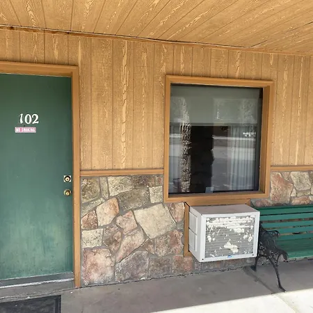 Rainbow Lodge-2