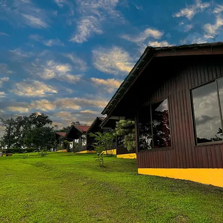 Arenal Roca Lodge & Bungalows-3