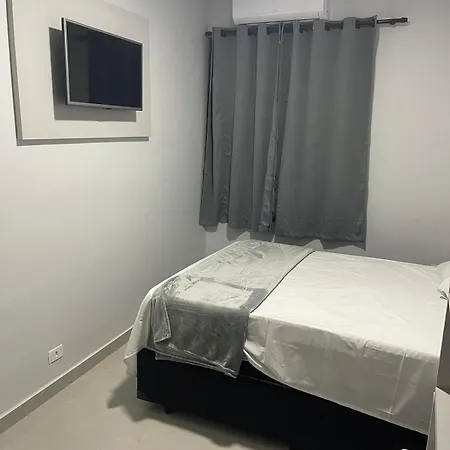 Hotel Rio Branco - Melhor Opção Perto da 25 de Março, Santa Ifigênia e Metrô República-2