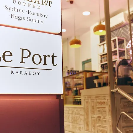 Le Port Karakoey-2