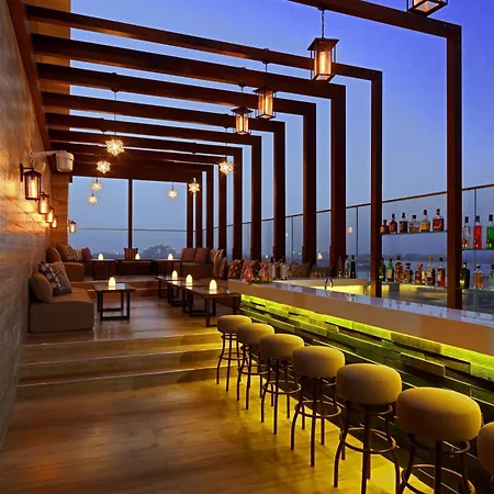 Aloft By Marriott Palm Jumeirah-3