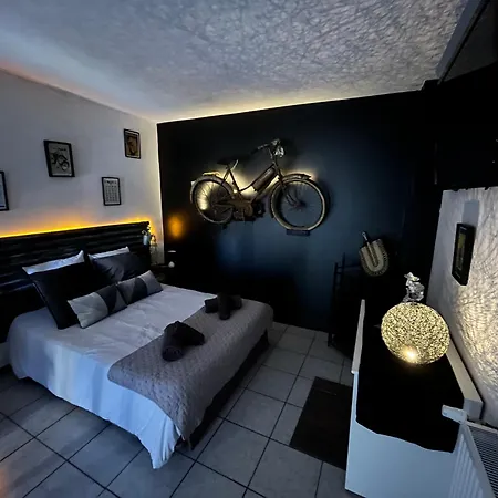 "Le Maloya" Chalets Independants -Chambre Balneo - Relais Motards-2