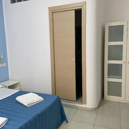 Maniel Beach Hotel-2
