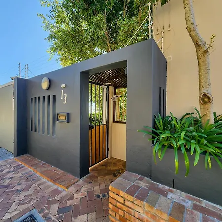 Bluegum Hill Guesthouse & Apartments-2
