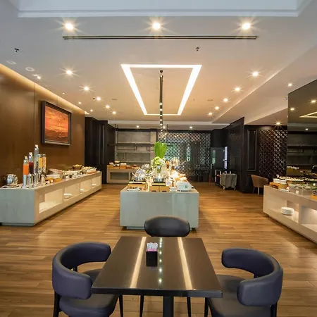 Nhat Ha L'Opera Hotel-2
